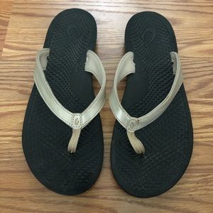 Olukai sandals